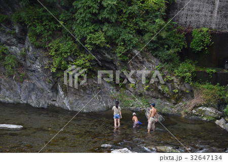 川遊び 32647134
