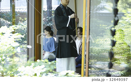 座禅体験 32649397