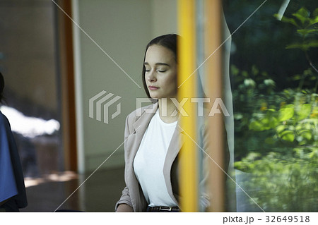 座禅体験　外国人 32649518