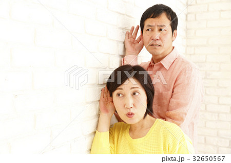 物音、騒音、生活音、うるさい、トラブル、隣人トラブル 32650567