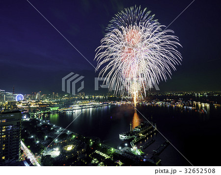 横浜の花火大会 横浜の花火大会 32652508