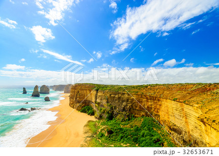 Twelve Apostles, Great Ocean Road, Australia Twelve Apostles, Great Ocean Road, Australia 32653671