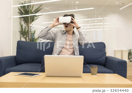 ビジネスマン VR 32654440