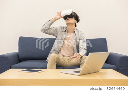 ビジネスマン VR 32654460