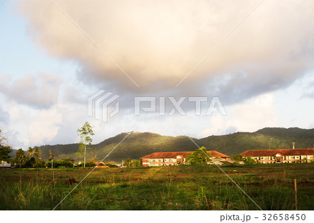 Dawn Big Buddha Statue Hilltop Phuket Thailand Dawn Big Buddha Statue Hilltop Phuket Thailand 32658450
