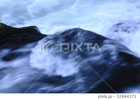 流水 流水 32664371