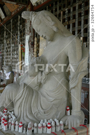 秩父札所金昌寺 慈母観音 秩父札所金昌寺 慈母観音 32664754