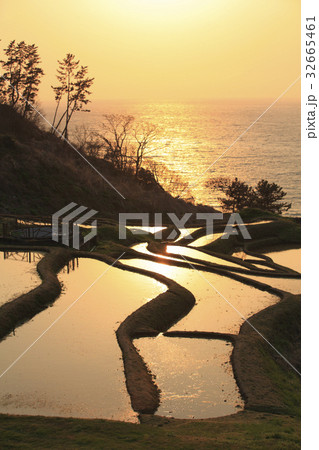 輪島白米千枚田夕陽 32665461