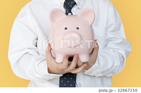 Kid Studio Shoot Gesture Piggybank Holding Kid Studio Shoot Gesture Piggybank Holding 32667250