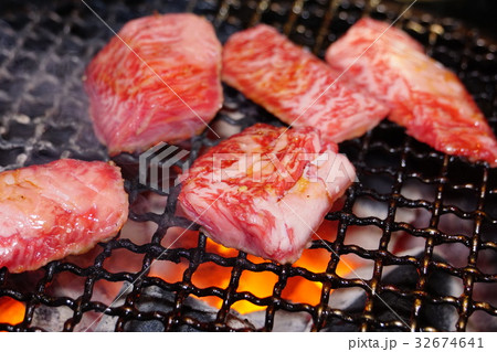 焼肉炭火焼き 焼肉炭火焼き 32674641