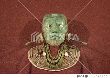 パカル王の翡翠の仮面の写真素材