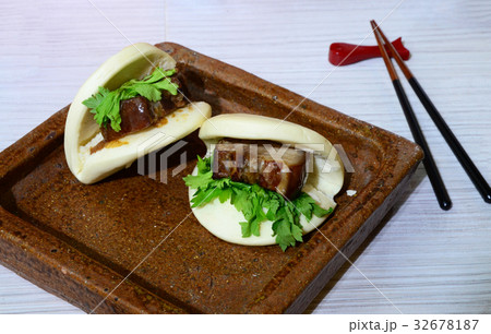 Chinese snack food : Gua bao 32678187
