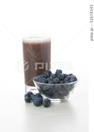 ブルーベリーとブルーベリージュース 32678345