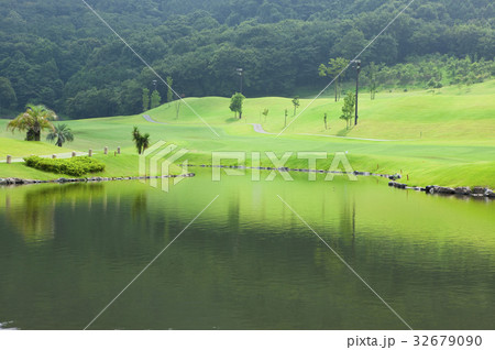 ゴルフ場 32679090