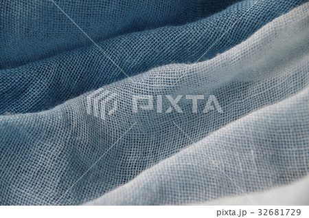 藍染の麻布（蚊帳） 32681729