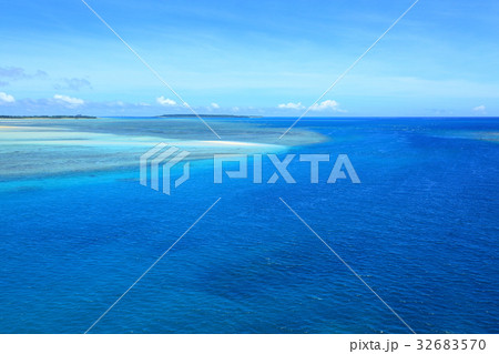 伊良部島　青い海　 32683570