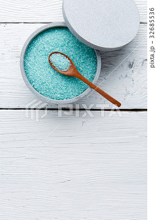 Turquoise sea salt in cup Turquoise sea salt in cup 32685536