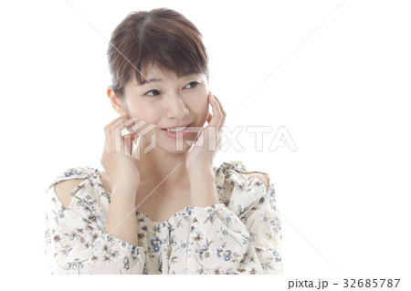 さわやかな女性ポートレート 32685787
