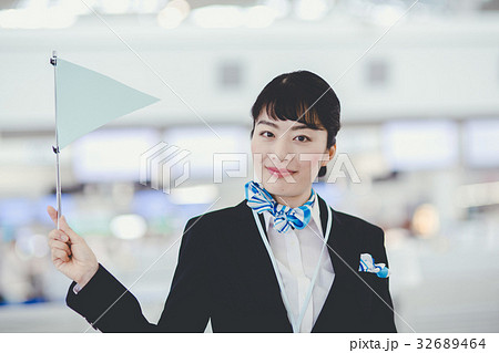 空港 ツアー添乗員 空港 ツアー添乗員 32689464