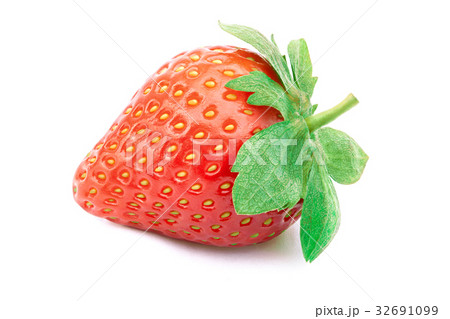 Strawberry with leaves isolated 32691099