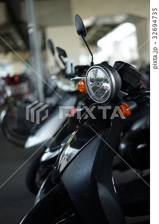 公共バイク駐輪場 32694735