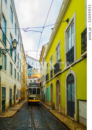 ポルトガルの路面電車の写真素材