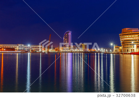 Barcelona. Seaport at night. Barcelona. Seaport at night. 32700638