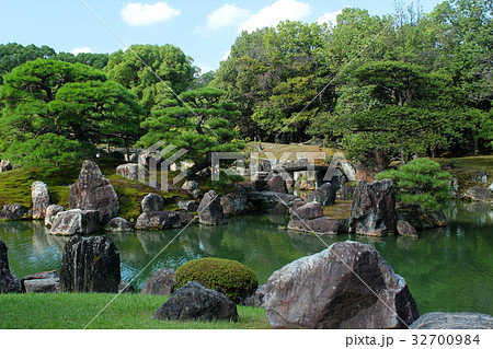 京都 二条城 二の丸庭園の写真素材