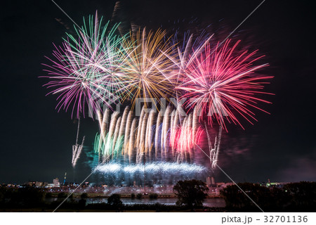 平成29年度 第51回葛飾納涼花火大会 平成29年度 第51回葛飾納涼花火大会 32701136
