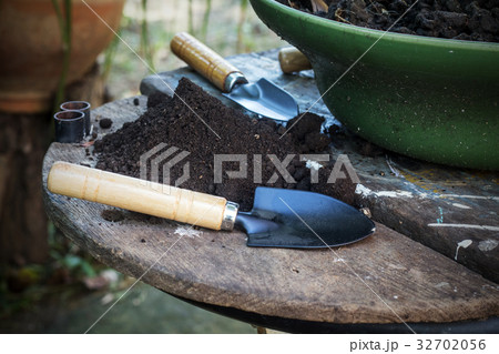 garden tools on the bonsai pots 32702056