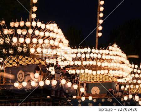 尾張津島天王祭 宵祭 巻藁船（提灯船）の写真素材 [32702420] - PIXTA