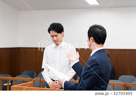 裁判 32705905