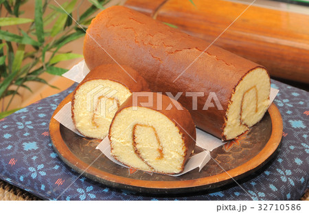 和風ロールカステラ 32710586