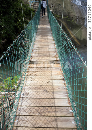 吊り橋 32712040