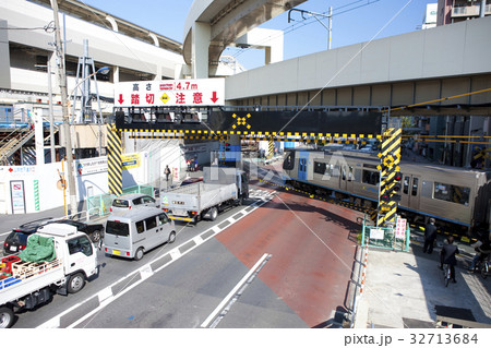 踏切 32713684