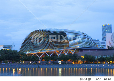 エスプラネード・シアターズ・オン・ザ・ベイ エスプラネード・シアターズ・オン・ザ・ベイ 32713838