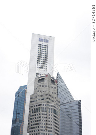 シンガポールの高層ビル群 32714561