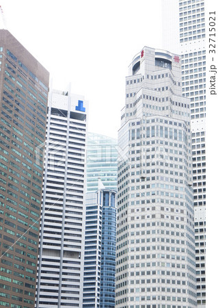 シンガポールの高層ビル群 32715021