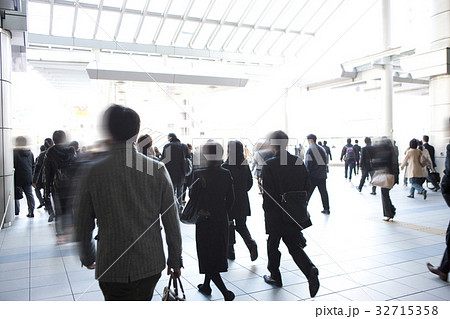 ＪＲ品川駅 32715358