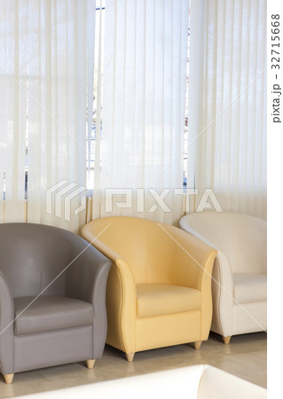 病院の待合室 32715668