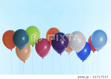 並んだ風船 並んだ風船 32717537