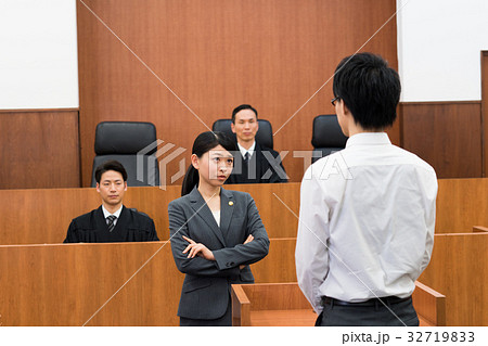 法廷 法廷 32719833