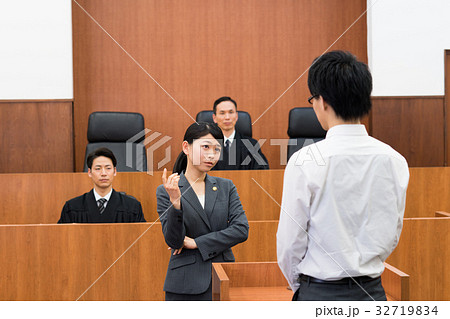 法廷 法廷 32719834