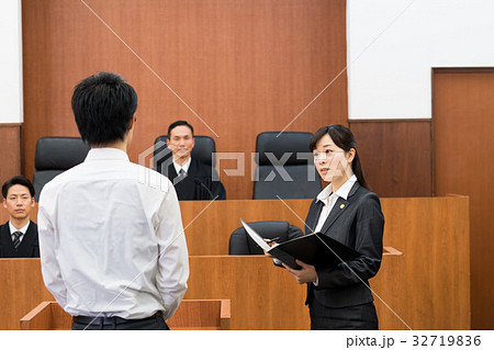 法廷 法廷 32719836