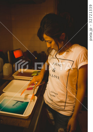 Photographer 32721339