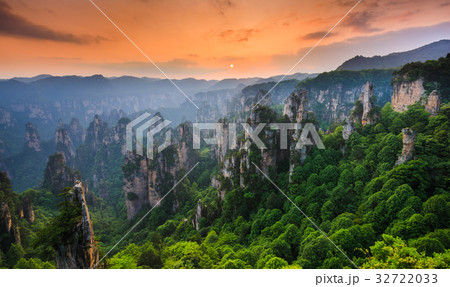 Zhangjiajie National forest park at sunset, China 32722033