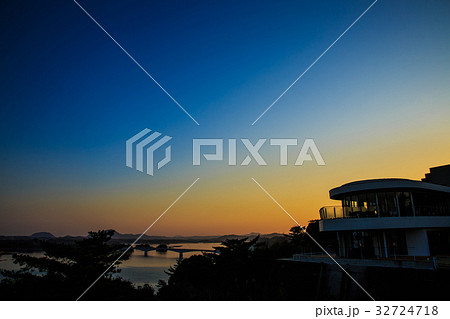 天草　松島展望台から天草五橋の夜明け 32724718