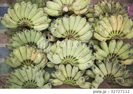 LAOS VIENTIANE TALAT SAO MARKET BANANA 32727112