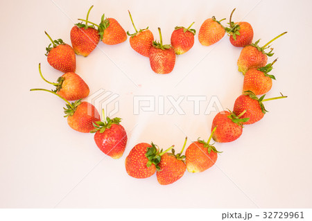 Strawberry heart shape 32729961