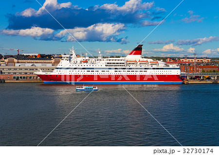 Big cruise liner docked in Helsinki port 32730174